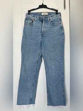 Abercrombie & Fitch Curve Love Light Wash Ankle Straight Ultra High Rise Jeans
